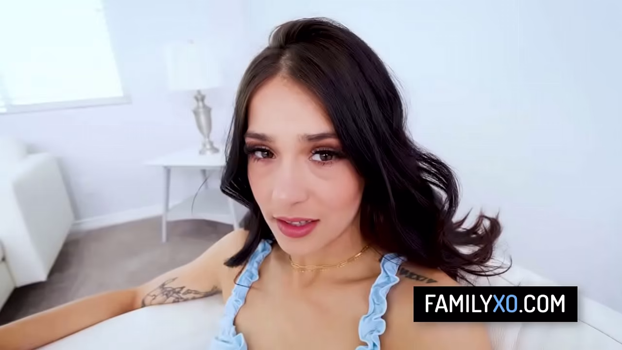 Latina stepdaughter let her stepdad cum inside of her tight pussy - Sofie Reyez