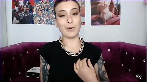 Unboxing and testing my new geisha balls in front of you