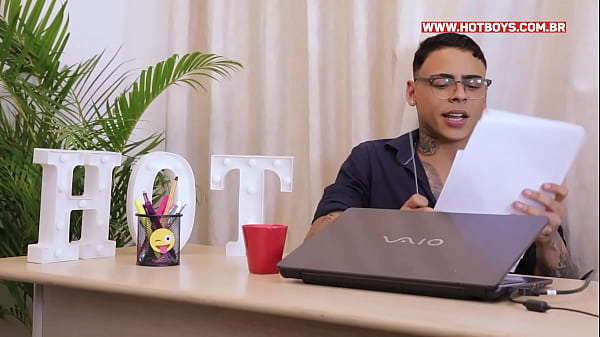 sofa test - Victão porrete and Igor Baianinho