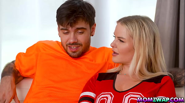 London River and Slimthick Vic having fun with each others stepsons