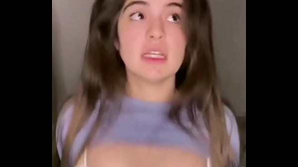 Ce Que Ma Copine Publie Sur Tk / Ce Qu'elle M'envoie