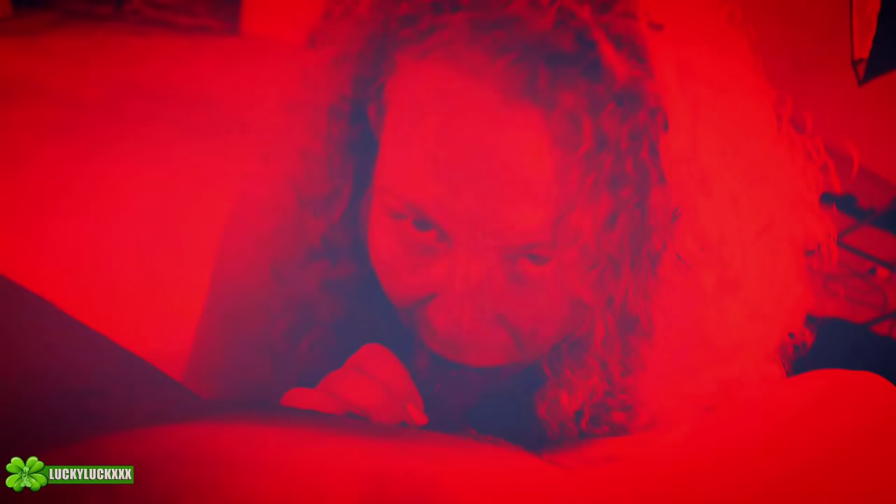La afortunada Kween Bunny B - Especial de luz roja, mamada POV y follada de garganta con una BBC
                    black blonde sexy milf blowjob handjob tattoo gagging POV deep throat domination huge tits bbw sloppy big cock bbc cum in mouth big booty fat ass big natural tits black and white fat dick black cock lover black guy dick sucking lips wet blowjob curvy body submissive girl tits worship bbc worship blowjob tease only black men on white girls only black men muchos negros