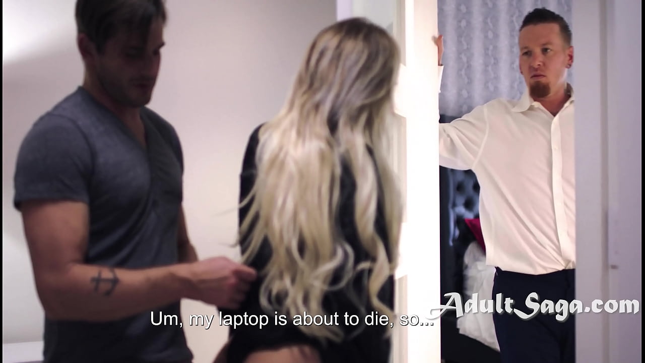 Llamada increíblemente cercana (la esposa se folla a su amante en el armario mientras el esposo está ocupado)
                     tattoo big ass big tits cheating wife blonde wife curvy blonde almost caught kali roses nathan bronson wife fucks around muchos negros
