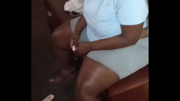 This big booty bitch I use 2 fuck
