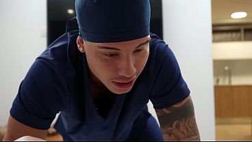 My pregnancy has me so horny that today I ended up having sex with the doctor who came to examine me - AMBAR PRADA