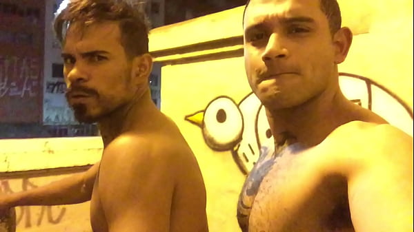 FUI COMPRAR P&Atilde;O E MEU NAMORADO DECIDIU PARAR PR...