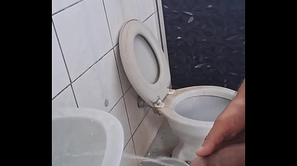 Download Video - Chuva dourada