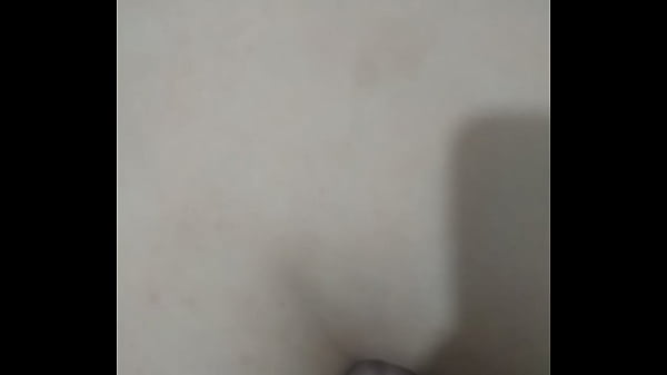 Mi primo me usa como el quiere cada vez que estamos solos en casa