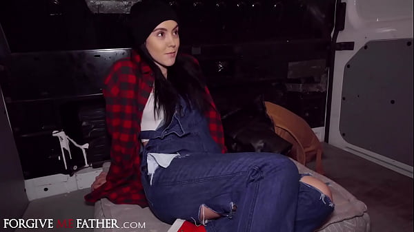 Download Video - Cute petite Homeless Spanish babe blowjob and hardcore fuck for cash