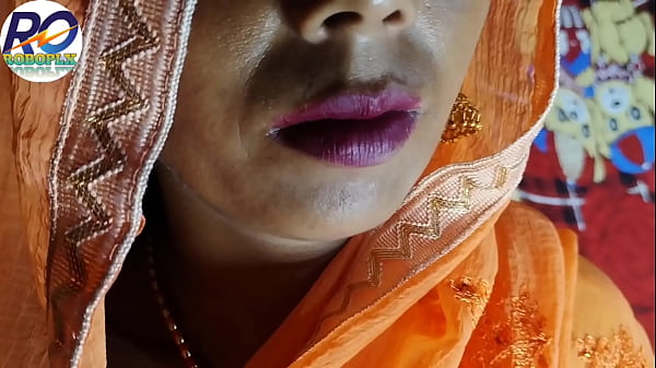 Download Video - Your Desi village Bhabhi fully naked in saree and blouse&comma; ass fucked in mare style&comma; full anal sex video Hindi audio