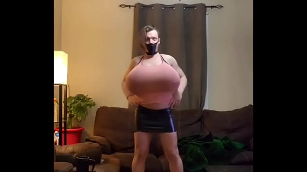 I find myself very attractive, Beautiful and Feminine. Massive Boobs and Sexy Legs in High Heels