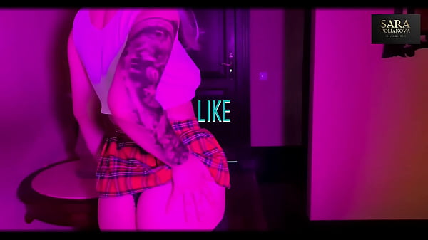 Comme je suis gentille ... Je vous mets un petit aperçu ...très soft ... Le ...