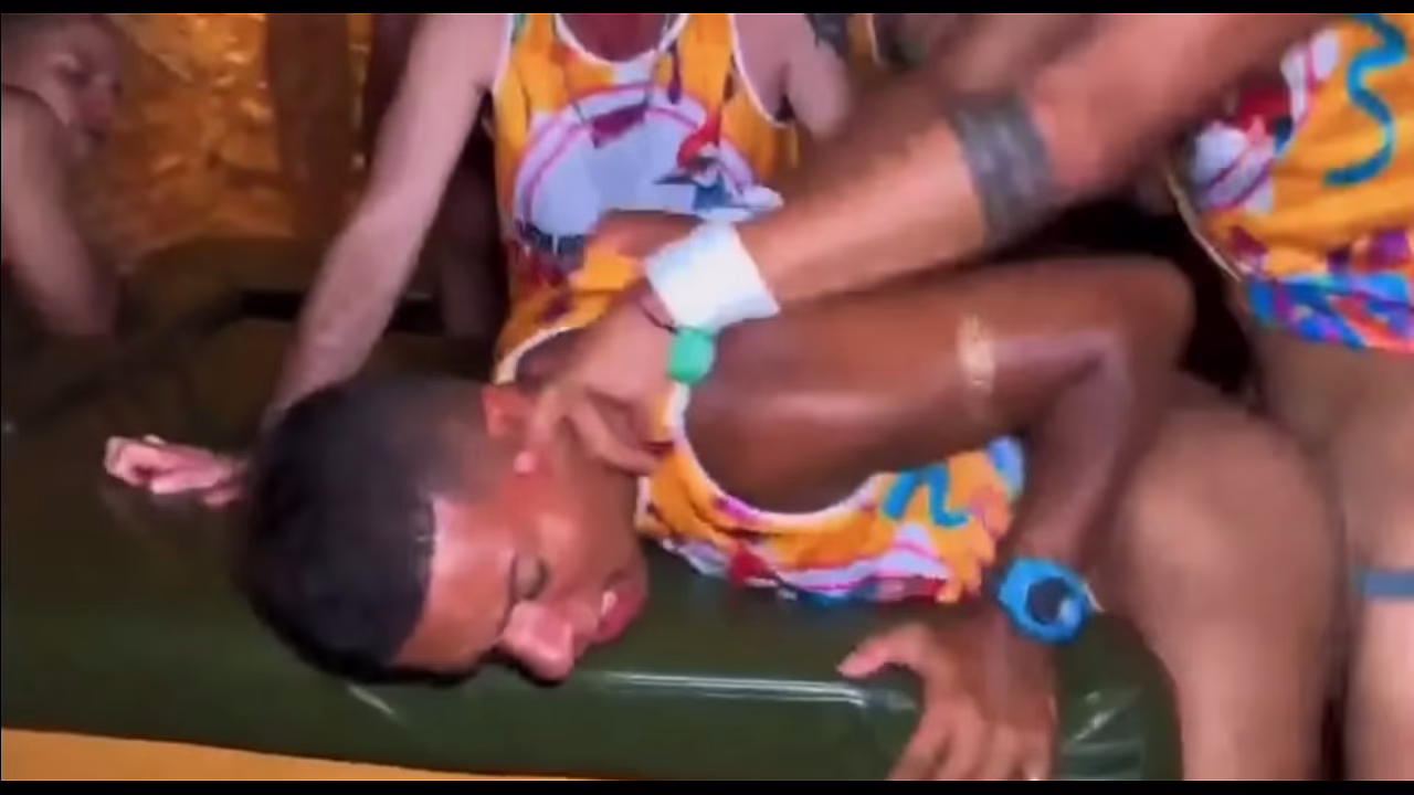 Se acerca el carnaval y lo único que puedo pensar es en festejar.
                              anal sexy ass blowjob rough skinny chubby party fetish cute ball licking beauty gay male round ass filming big butt perfect ass ass bouncing young man anal masturbation college party black cock lover black guy spit fetish ass clapping dick sucking lips cock rubbing fuck buddies sweat fetish handsome man ass drop jerk buddies average proportions muchos negros