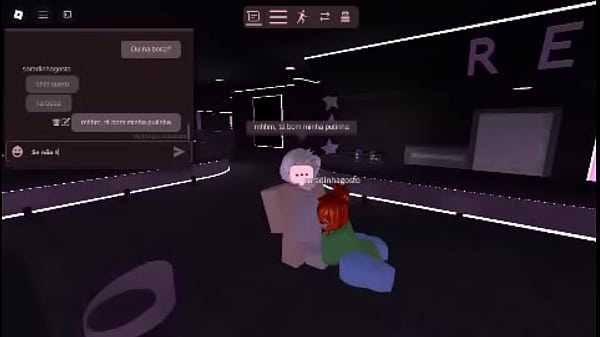Roblox/comendo a amiga
