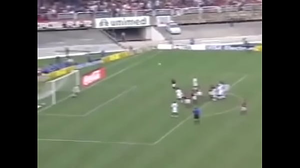 Pet fazendo gol pornografico e ainda fudendo mais uma vez o vasco
