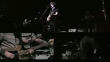 Arctic Monkeys - Do me a Favour