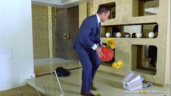 Download Video - Brazzers - Monique Alexender knows how to keep her man happy