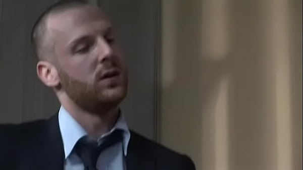 CazzoClub - Euro cumslut seduces businessman in...