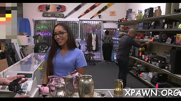 Prurient Brunette Cutie Doigts Et Baisée Dur