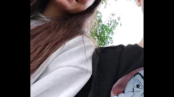 18 YO tinder date enjoys a hard fuck with a str...