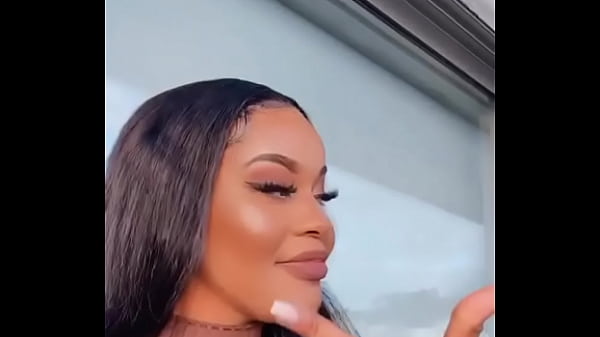 Pretty carly Thumbnail