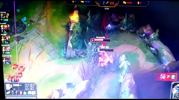 Ravem gostoza Fudendo 2 nubs