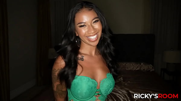 RICKYSROOM Heat from the fire with Ameena Green