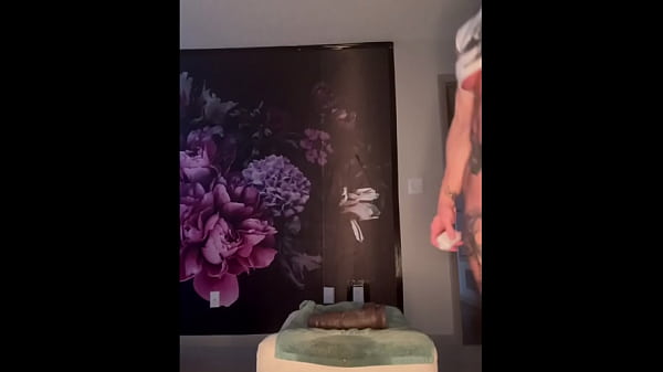 Muscle Slut Masturbation