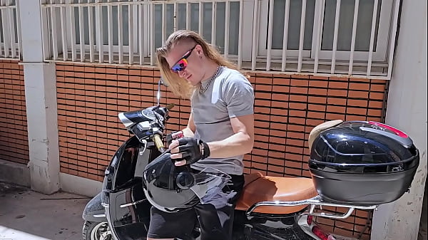 Download Video - Slave me to Clandestino &lbrack;Free 5 first mn&rsqb;