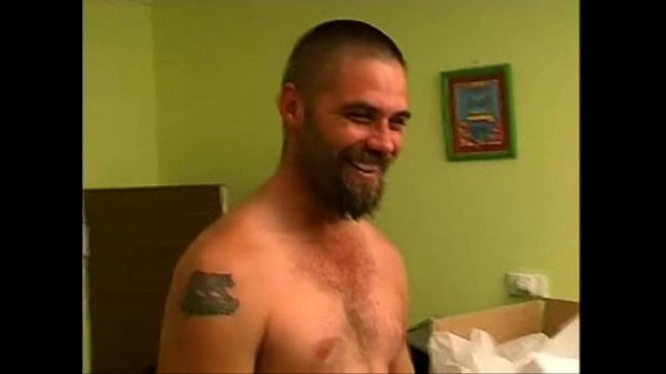 Chauffeur De Camion Australien Obtient Son Premier Bj D'un Autre Mec