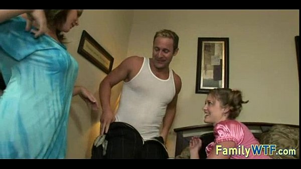 Stepdaughter gets fucked 0621