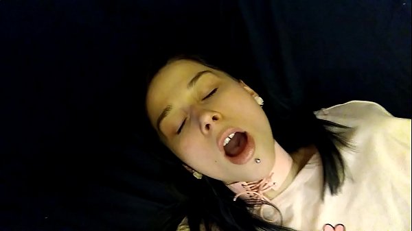 Download Video - Fuck horny little slut &vert; Laruna Mave