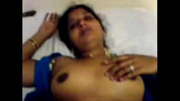 Download Video - trim&period;50D6A215-E7DC-4985-B75D-BBAA139D4EC9&period;MOV