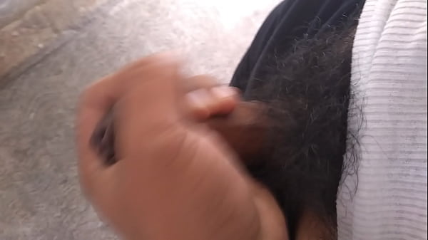 Me la jalo pensando en ti