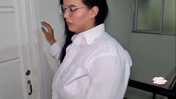 Literature Teacher Savannah Watson Gives Private Tutoring Session