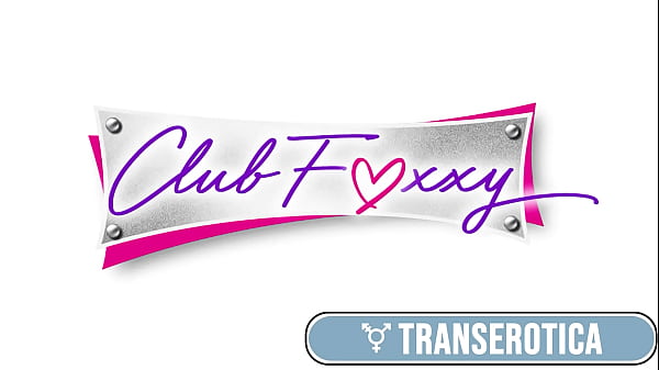 Tattoos TS Goddess Foxxy Plays With Her Feet, Tits & Big Ass!