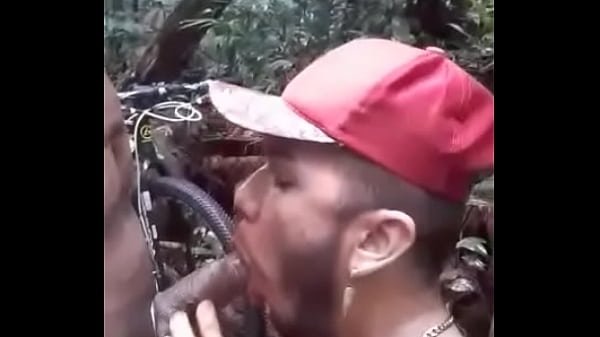 Download Video - Boquete de dois Paraenses ao ar livre