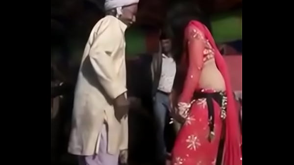 Mujra excites a thatki Budha (old man) horny. Funny dance.