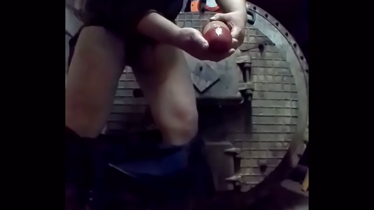 Gay cumshot, poured fresh cum on a huge dick and fucked himself in the ass! His cum ended up in his anal!