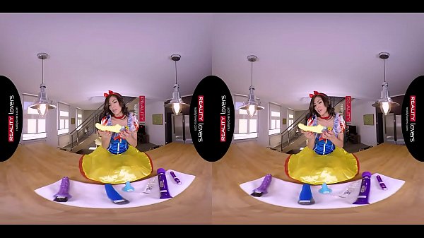 Download Video - RealityLovers - Snow Wild is a horny Cunt