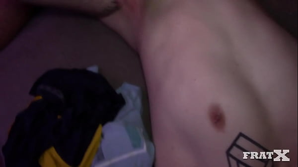 Download Video - BANGIN BRUH HOLES