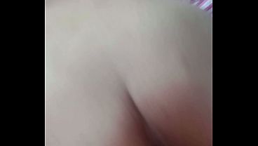 NOVINHA PROFISSIONAL BABA GOSTOSO O PAU, DAR A BUCETINHA E SE ACABA DELICIOSAMENTE NA ROLA