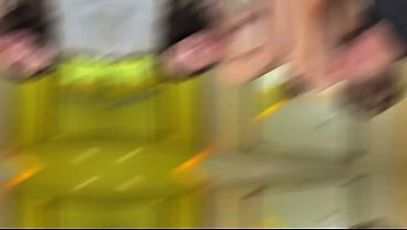 セクシーなブラジル人女性をホテルに連れて行って、彼女のきついアナルを激しくファックする!プリシラ・ベリーニ