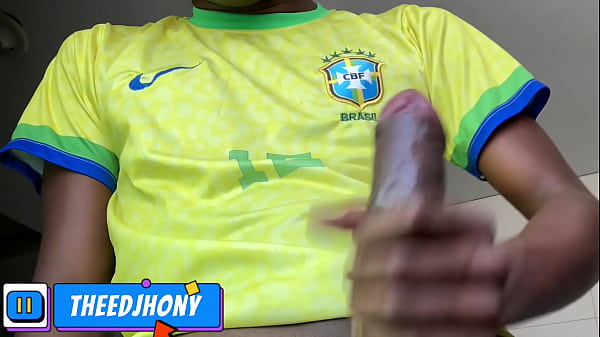 Download Video - BRASILEIRO SE MASTURBANDO COM SUA PIROCA  DE 23 CM AT&Eacute; GOZAR