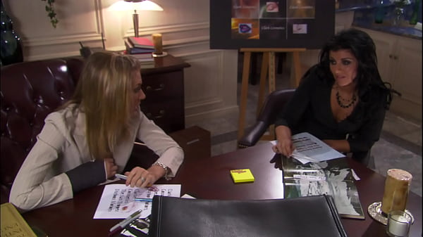 Taryn Thomas Fucks The Mail Room Clerk Who Delivers A Big Dick To Her Desk