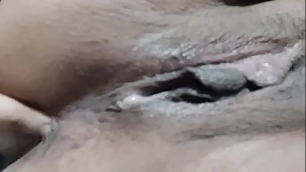 Me calienta con su culo