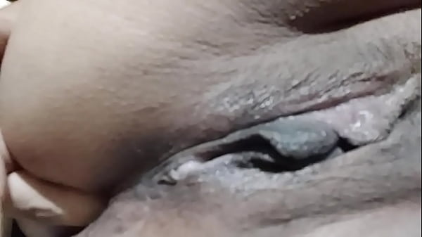 Me calienta con su culo