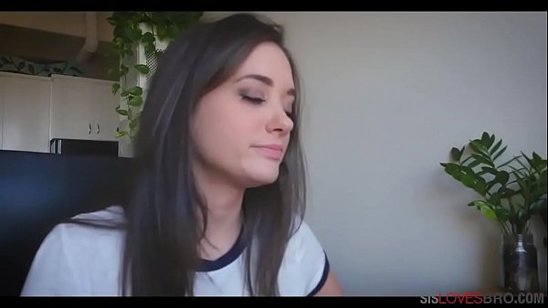 Download Video - Stepsis is in love with stepbrothers genius IQ