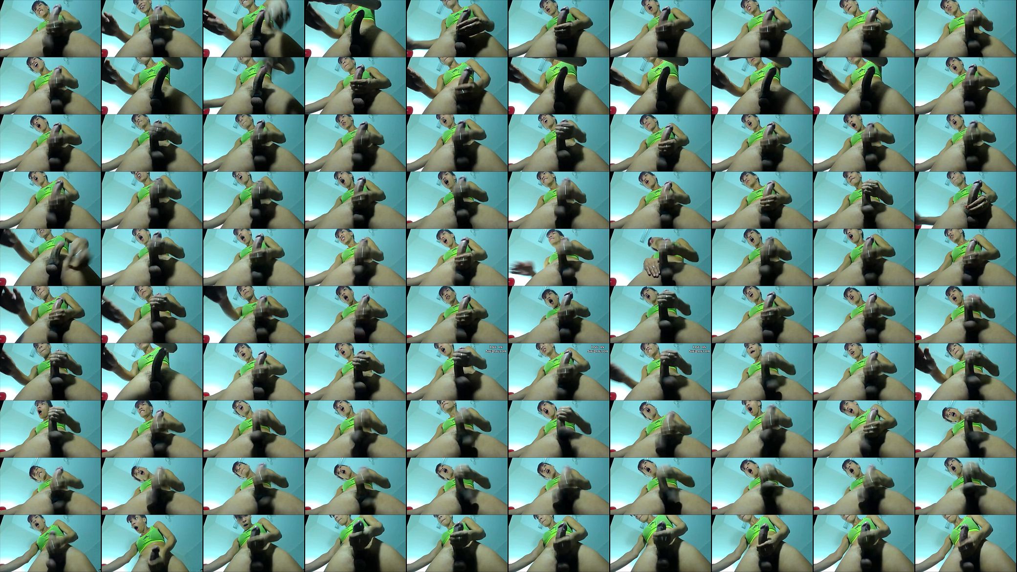 It&#039;s Raining Shemale Cum from Above 预览图