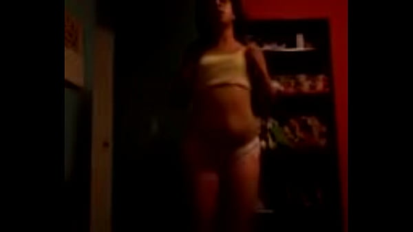 20 YR OLD STRIP DANCING